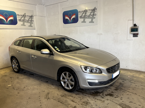 Volvo V60 D3 150 CH MOMENTUM GEARTRONIC 2017 occasion Carquefou 44470