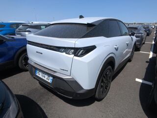 3008 1.2 Hybrid 145ch Allure e-DCS6 / Pack panoramic navigation 2025 occasion 28500 Vernouillet