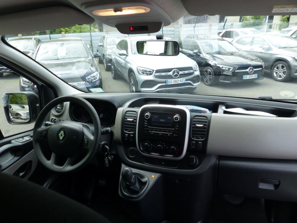 Trafic L1 1.6 DCI 125CH ENERGY LIFE 9 PLACES 2018 occasion 77144 Mont&eacute;vrain