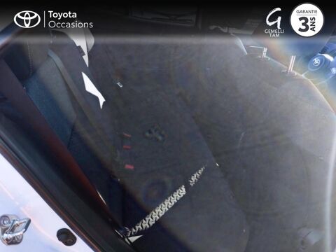 Yaris Cross 116h Design MY22 2023 occasion 26200 Mont&eacute;limar