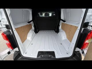 Jumpy XL 2.2 Diesel 180ch Cabine Approfondie Fixe automatique 2026 occasion 27930 Normanville