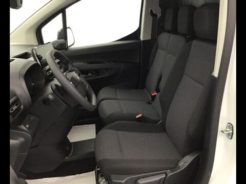 Berlingo XL Diesel 130ch automatique 2026 occasion 91650 BREUILLET