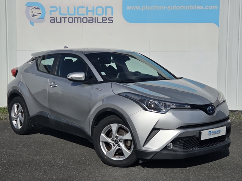 Toyota C-HR 122H DYNAMIC BUSINESS 2WD E-CVT 2017 occasion Saint-Lumine-de-Clisson 44190