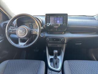 Yaris 116h Dynamic 5p MY22 2023 occasion 13300 Salon-de-Provence