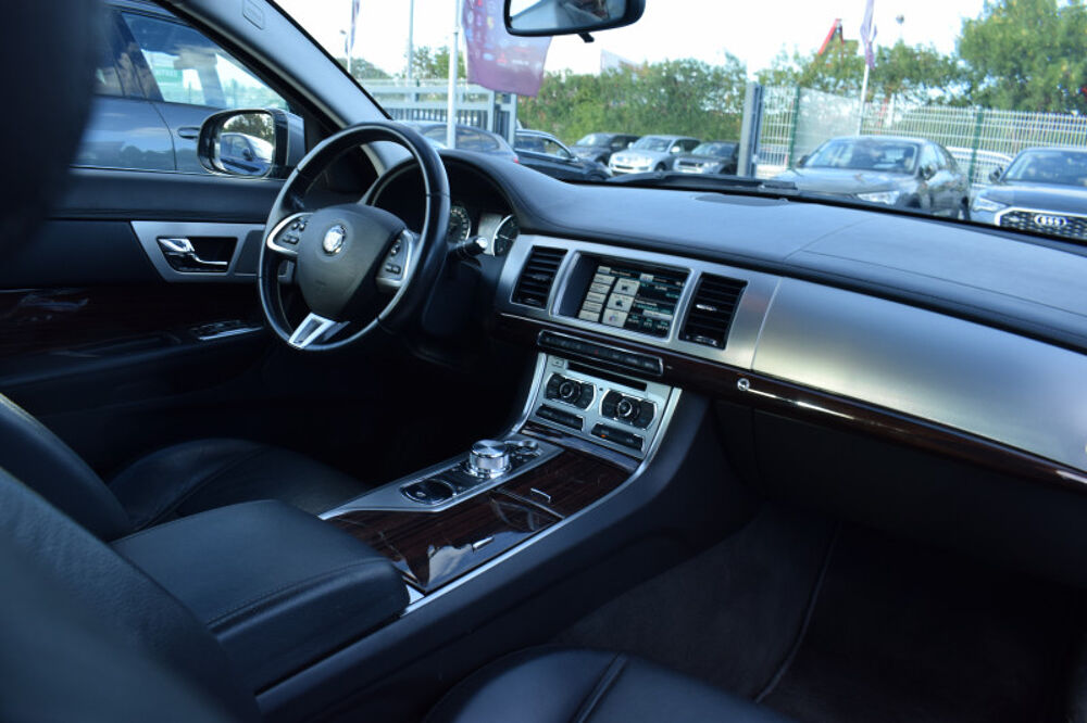 XF 2.2 D 163CH BRITISH EDITION 2014 occasion 34740 Vendargues