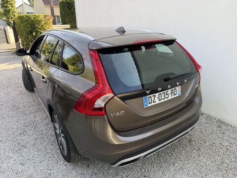 V60 D4 190CH XENIUM GEARTRONIC 2016 occasion 95430 Butry-sur-Oise