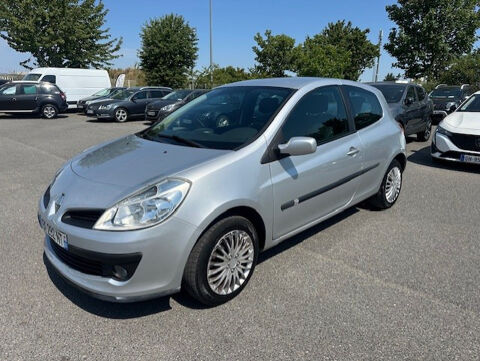 Annonce voiture Renault Clio III 5490 €