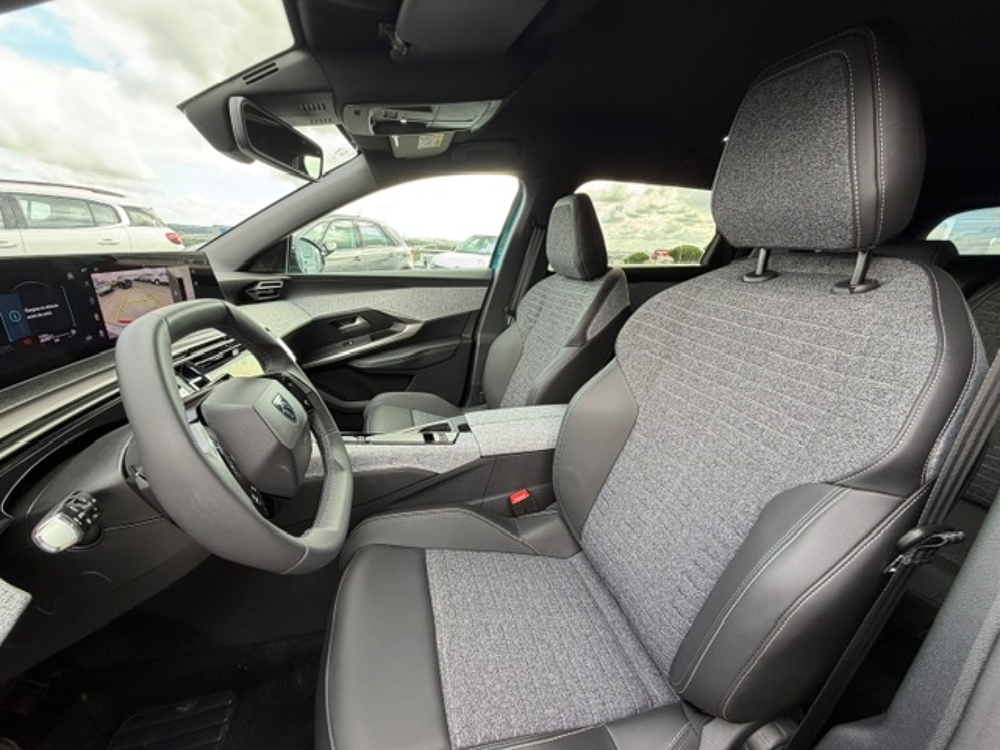 5008 HYBRID 145CH ALLURE E-DCS6  7PLACES 2025 occasion 16400 Puymoyen