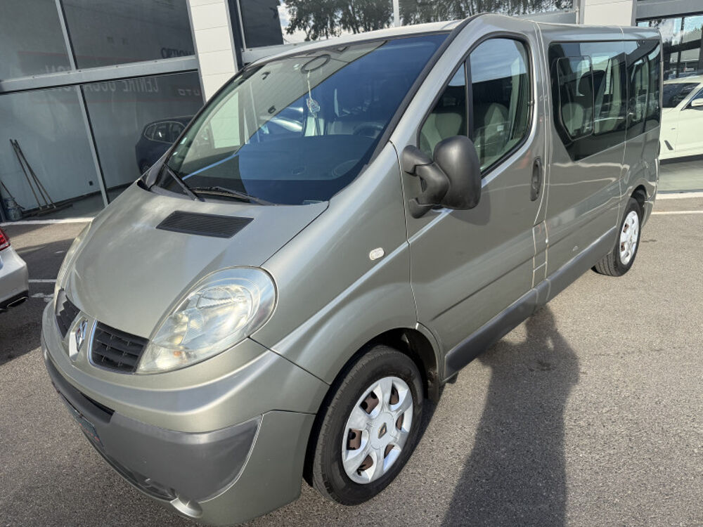 Trafic 2.0 dci 90cv (9Places) Clim 2009 occasion 31140 Aucamville