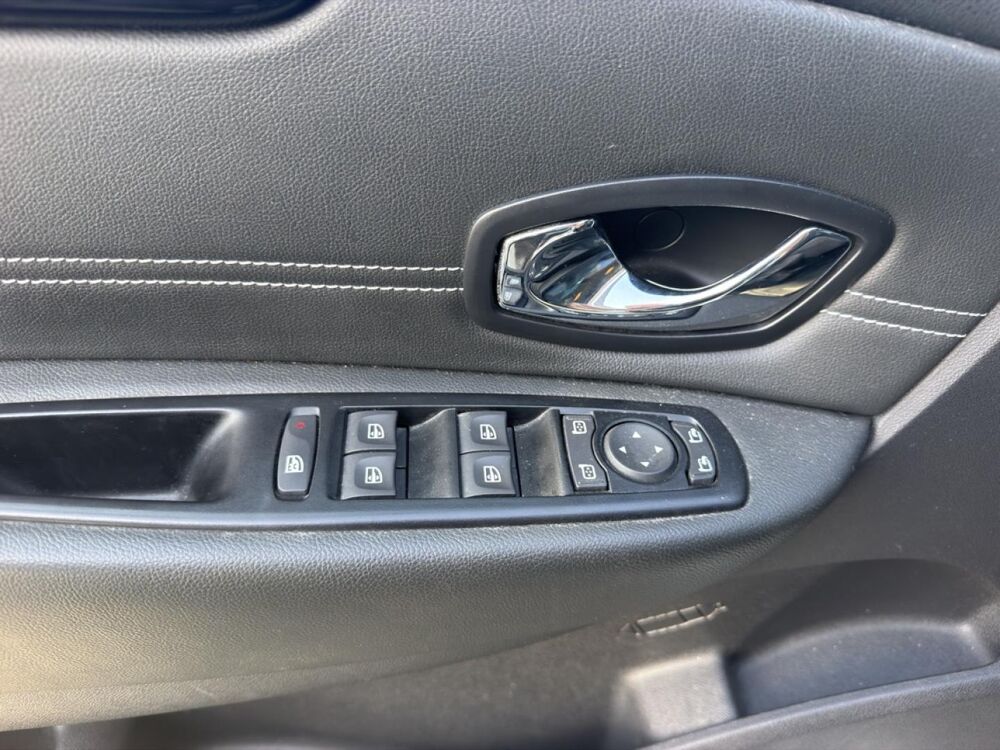 Grand Sc&eacute;nic II 1.5 dCi 110ch Bose EDC Euro6 7 places Boite Automatique 2016 occasion 17450 Saint-Laurent-de-la-Pr&eacute;e