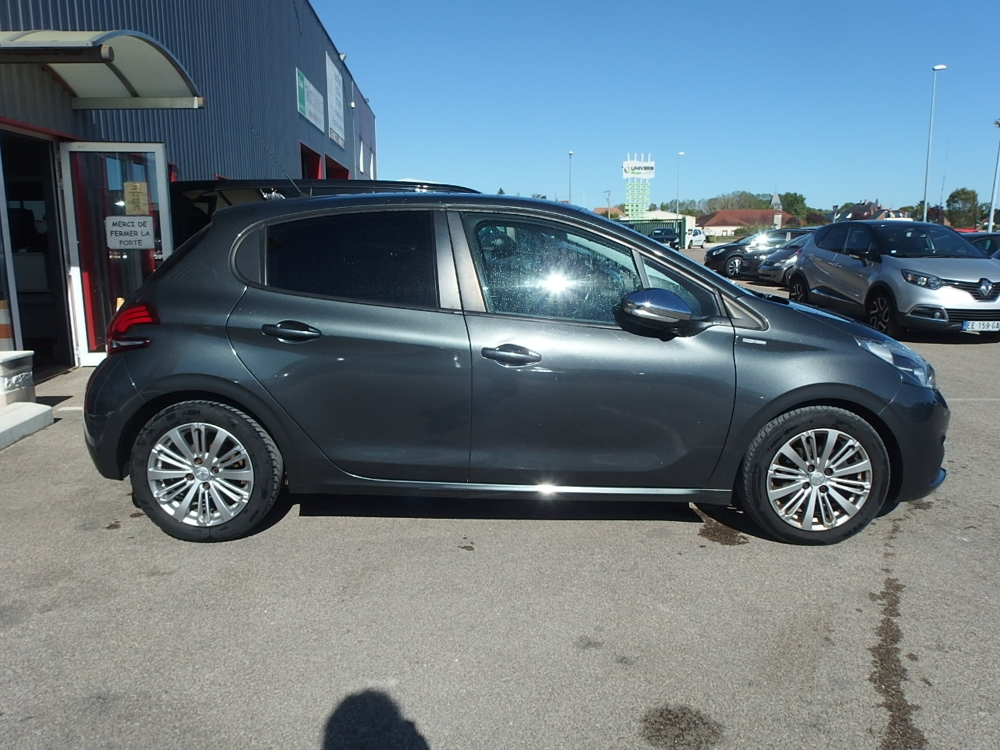 208 1.6 BLUEHDI 75CH STYLE 5P 2017 occasion 10600 Savi&egrave;res