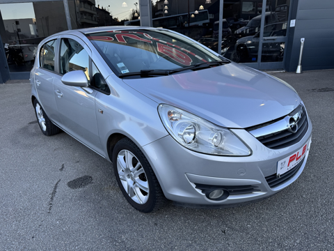 Opel corsa UNIQUEMENT PROFESSIONEL DE L'AUTO PROBLE