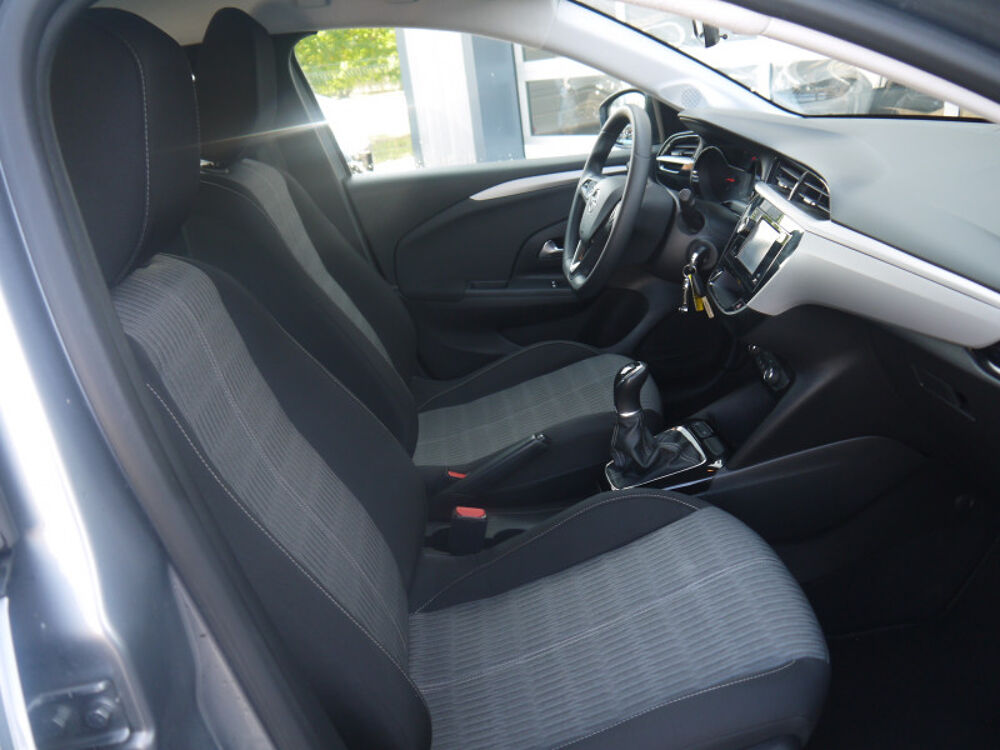 Corsa 1.2 75CH EDITION / DISTRIBUTION FAITE / ENTRETIEN SUIVI 2020 occasion 38260 La C&ocirc;te-Saint-Andr&eacute;