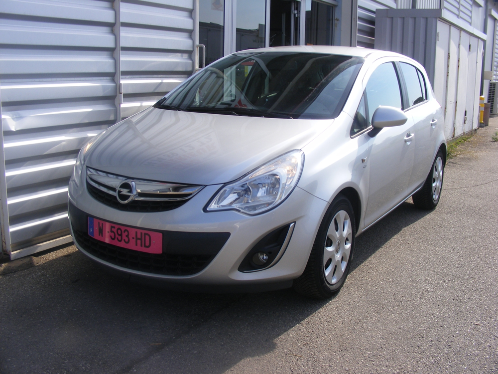 Corsa IV 1.3 CDTI75 FAP ESSENTIA 5P 2011 occasion 38150 Salaise-sur-Sanne