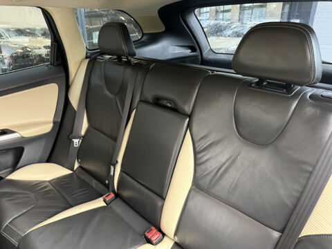 XC60 D3 163CH DRIVE R-DESIGN 2011 occasion 31140 Aucamville