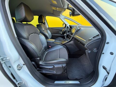 Scenic IV 1.3 TCE 140CH FAP INTENS EDC 2019 occasion 63290 Puy-Guillaume