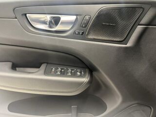 XC60 T6 Hybride Rechargeable 350 Ultra Style Chrome Geartronic 8 2024 occasion 91200 Athis-Mons