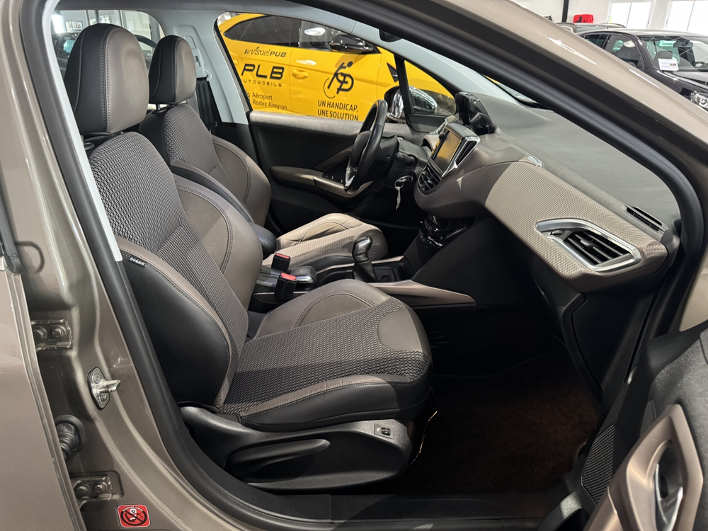 2008 1.6 BLUEHDI 100CH ALLURE 50 200 KM PREMIERE MAIN 2015 occasion 12000 RODEZ