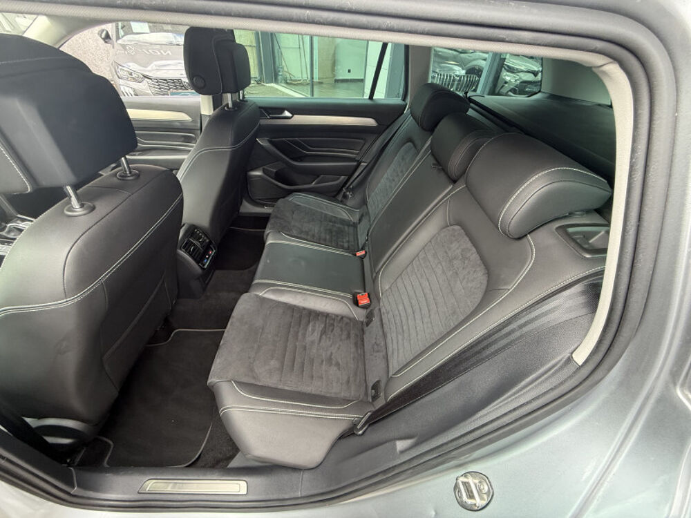 Passat 2.0 TDI EVO 150CH ELEGANCE DSG7 8CV 2021 occasion 31140 Aucamville