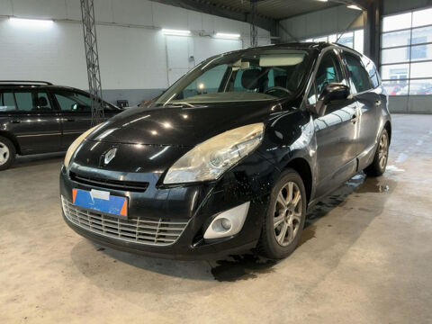 Renault Grand Sc&eacute;nic III 1.9 DCI 130CH FAP BOSE EURO5 5 PLACES 2011 occasion CLOUANGE 57185