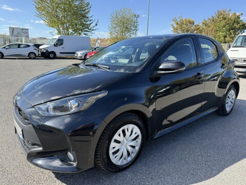 Annonce voiture Toyota Yaris 15490 €
