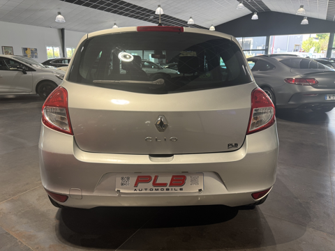 Clio III 1.5 DCI 85CH DYNAMIQUE 5P 2009 occasion 12000 RODEZ