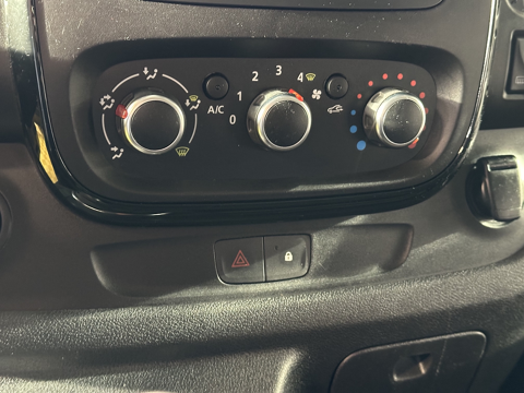 Talento 1.2 LH1 2.0 MULTIJET 145CH E6D-TEMP 9 PLACES 2019 occasion 56530 Qu&eacute;ven