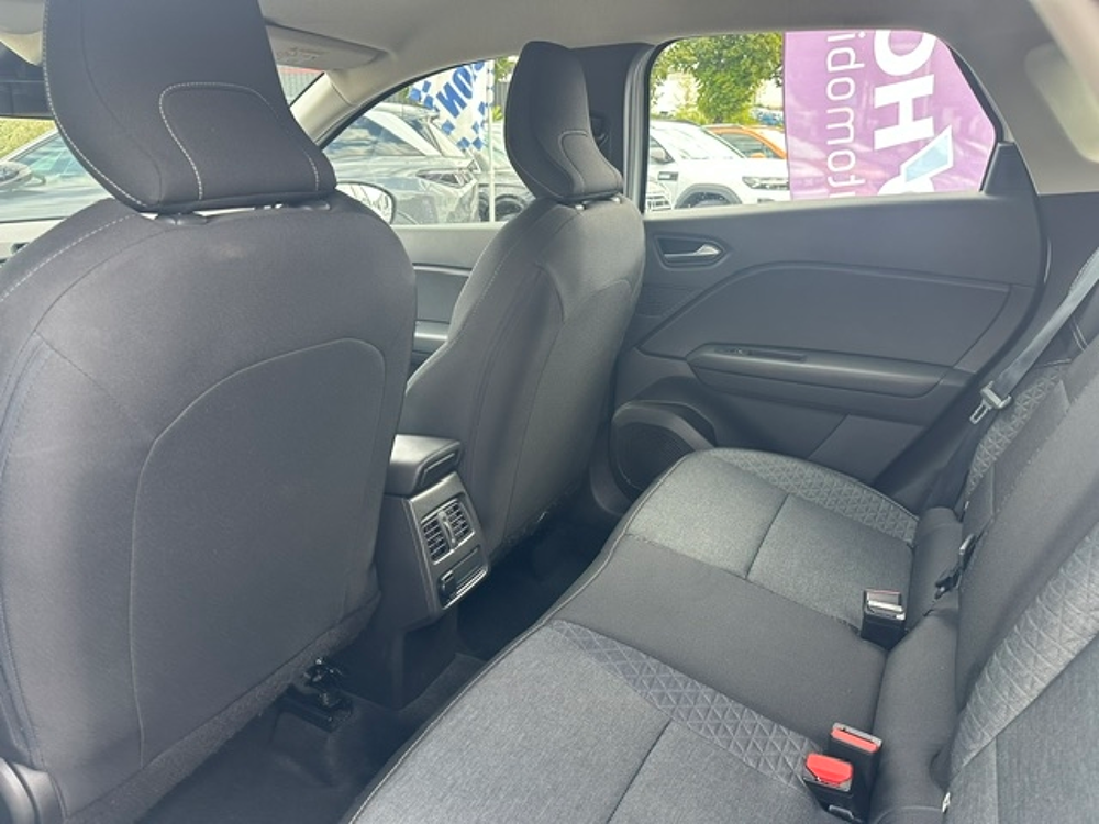 Captur 1.6 E-TECH HYBRIDE 145CH BUSINESS 2022 occasion 16400 Puymoyen