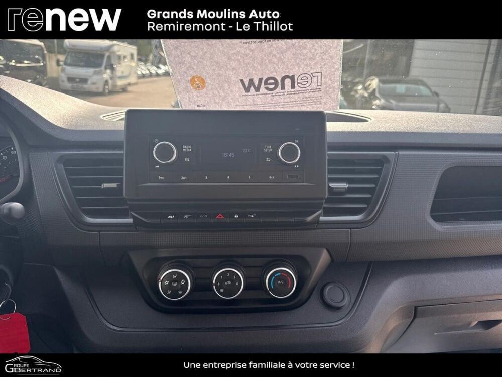 Trafic combi L1 2.0 Blue dCi 150ch S&S Zen 8 places 2022 occasion 88160 Le Thillot