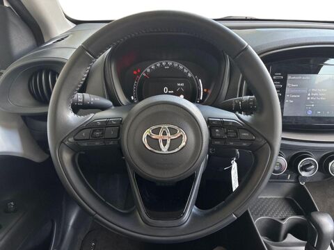 Aygo 1.0 VVT-i 72ch Dynamic S-CVT MY24 2023 occasion 13300 Salon-de-Provence