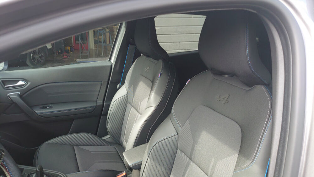 Symbioz 1.8 E-TECH FULL HYBRID 160CH ESPRIT ALPINE - 26 2026 occasion 40990 Saint-Paul-l&egrave;s-Dax