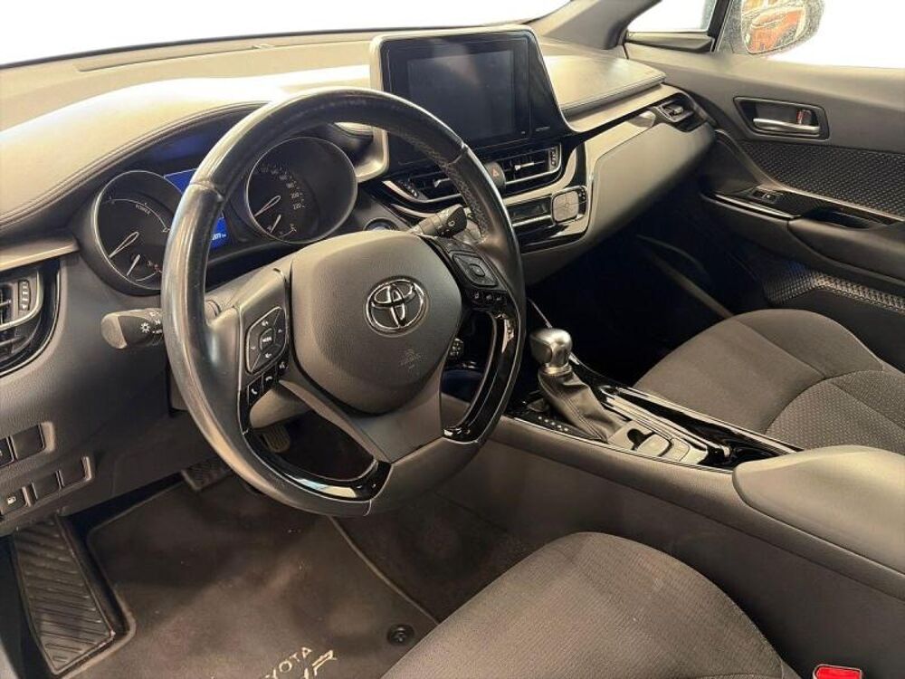 C-HR 122h Design 2WD E-CVT RC18 2019 occasion 13290 Les Milles