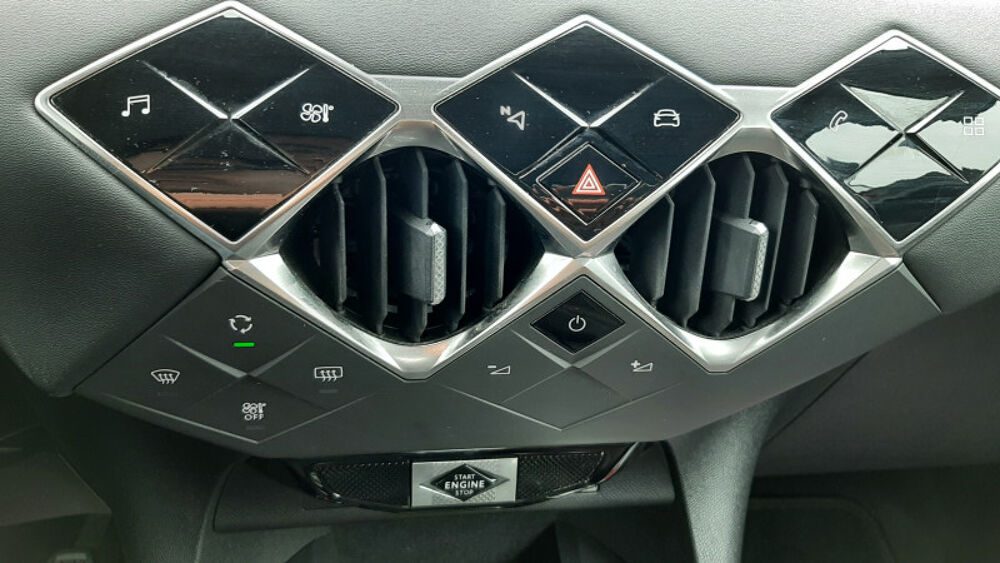 DS3 BLUEHDI 110CH BUSINESS 2021 occasion 08000 Warcq