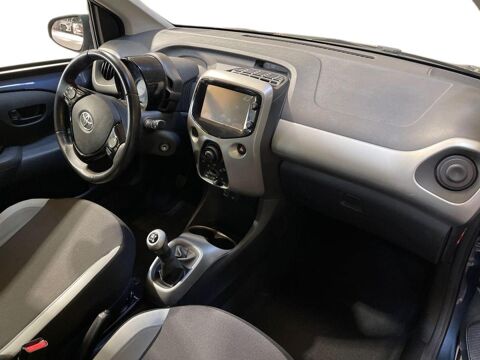 Aygo 1.0 VVT-i 69ch x-play 5p 2015 occasion 13400 Aubagne