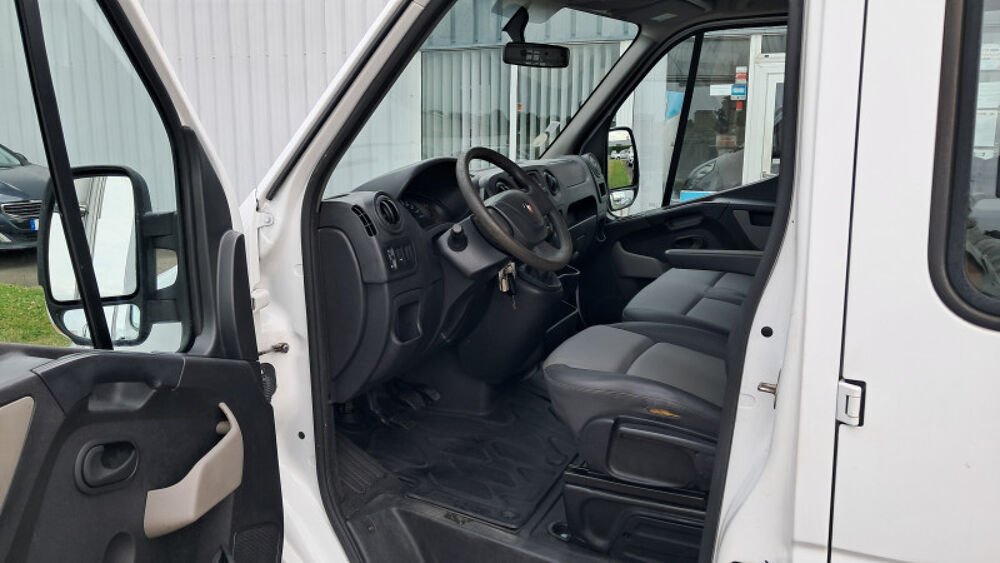 Master R3500RJ L3 2.3 DCI 130CH DOUBLE CABINE CONFORT EUROVI 2018 occasion 50720 Barenton
