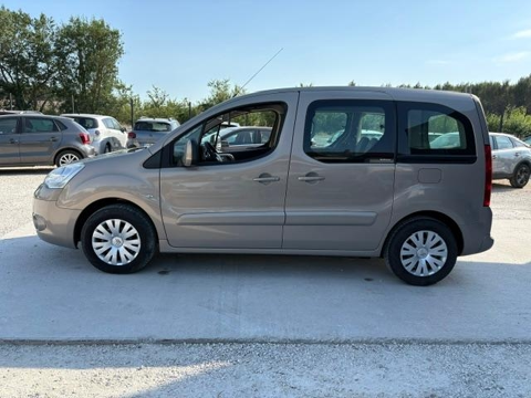 Berlingo 1.6 HDI75 MULTISPACE DISTRIBUTION NEUVE 2011 occasion 30360 V&eacute;z&eacute;nobres