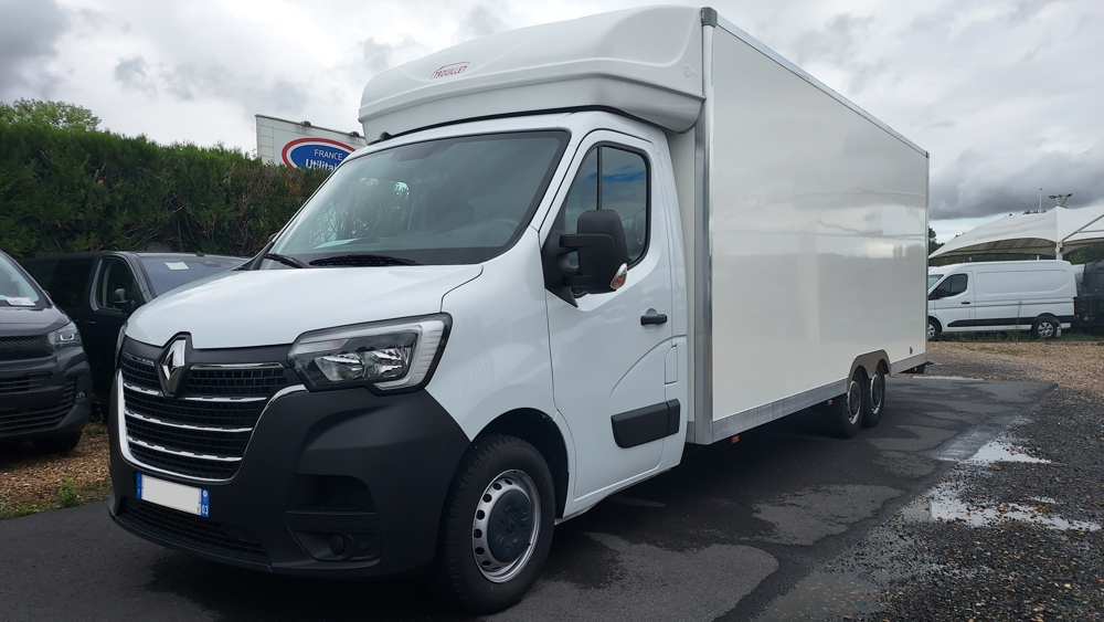 Master F3500 L3 2.3 BLUE DCI 165CH CAISSE 30M3 2023 occasion 60600 Clermont