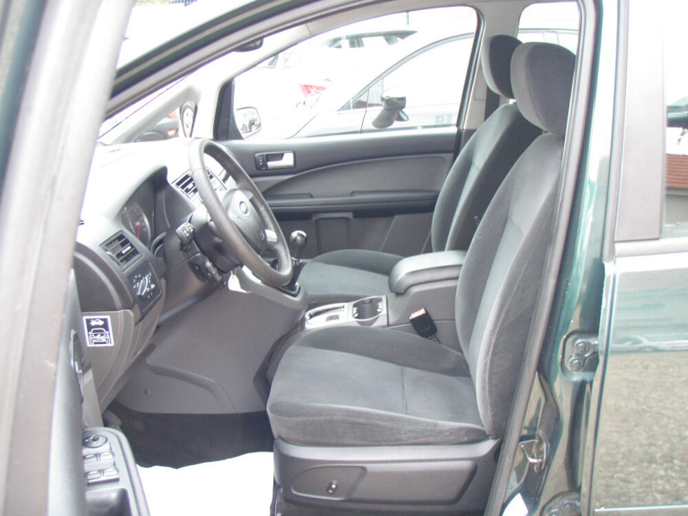Focus C-MAX 1.6 TDCI 110 GHIA 2003 occasion 93220 Gagny