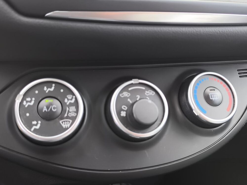 Yaris 110 VVT-i Dynamic 5p 2018 occasion 27000 &Eacute;vreux