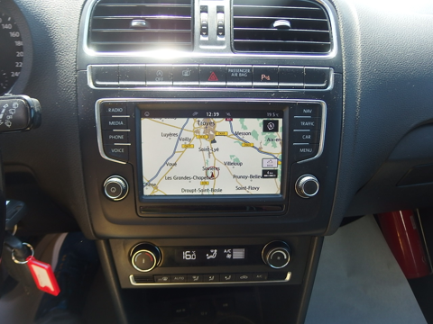 Polo 1.4 TDI 90CH BLUEMOTION TECHNOLOGY CONFORTLINE 5P 2017 occasion 10600 Savi&egrave;res