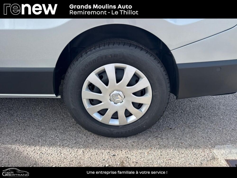 Trafic combi Grand 2.0 Blue dCi 150ch Techno -25 2026 occasion 88160 Le Thillot