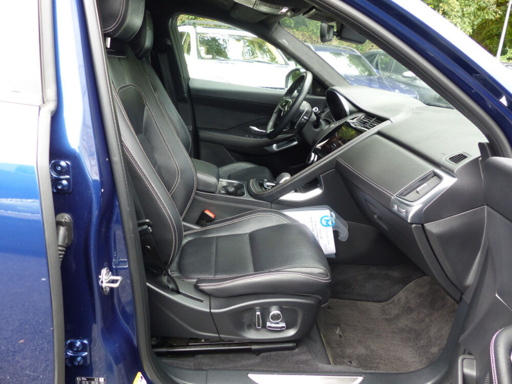 E-PACE P300E PHEV R-DYNAMIC HSE BVA AWD 2021 occasion 77144 Mont&eacute;vrain