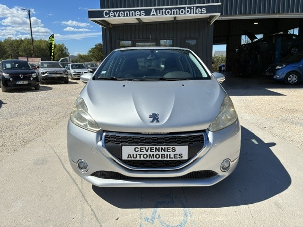 208 1.6 E-HDI ACTIVE 92CH 5 PORTES DISTRIBUTION NEUVE 2014 occasion 30360 V&eacute;z&eacute;nobres