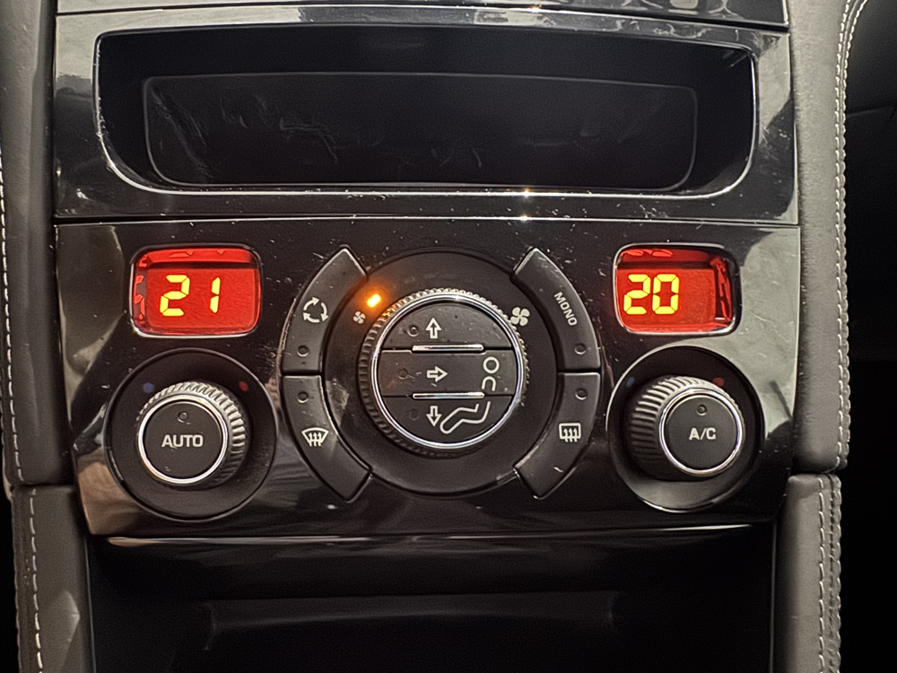 RCZ 2.0 HDI 163CH 2010 occasion 12000 RODEZ