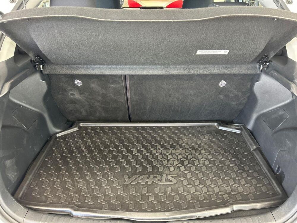 Yaris 116h Dynamic 5p MY22 2023 occasion 13290 Les Milles