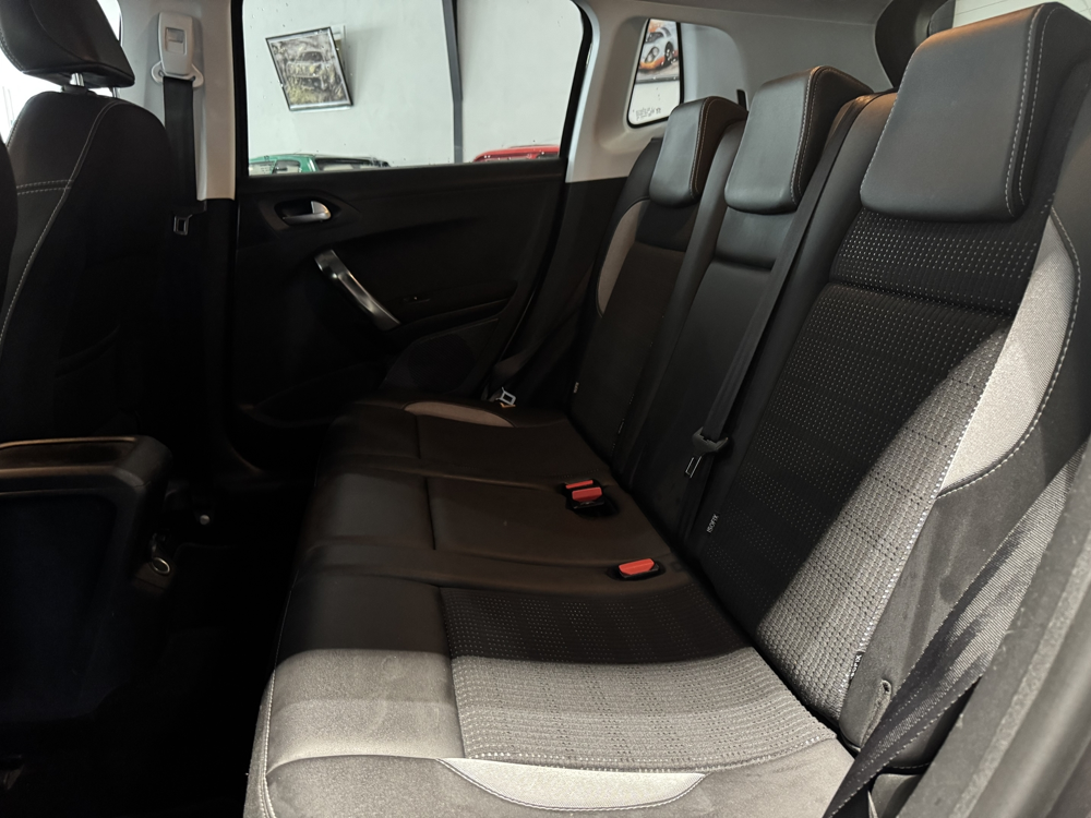 2008 1.6 BLUEHDI 100CH ALLURE 81200 KM 2016 occasion 12000 RODEZ