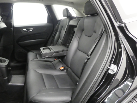 XC60 T8 TWIN ENGINE 303 + 87CH MOMENTUM GEARTRONIC 2019 occasion 77100 Nanteuil-l&egrave;s-Meaux