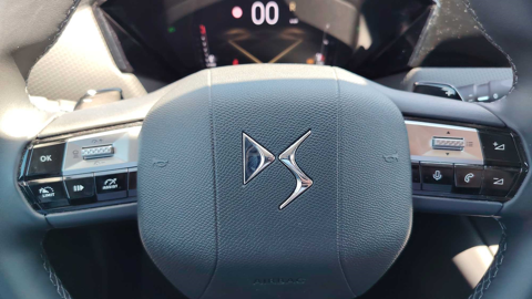 DS4 BLUEHDI 130CH PERFORMANCE LINE AUTOMATIQUE 2024 occasion 12850 Onet-le-Ch&acirc;teau