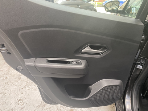 Sandero 1.0 TCE 90CH EXPRESSION -24 EXPORT POSSIBLE 12 491,67 &curren; HT - 2024 occasion 78800 HOUILLES