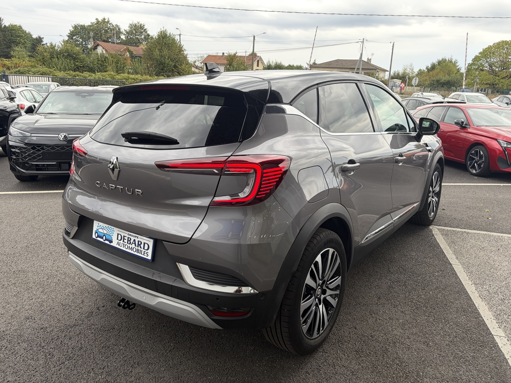 Captur 1.3 TCE 140CH FAP INITIALE PARIS EDC - 21 2021 occasion 87270 COUZEIX